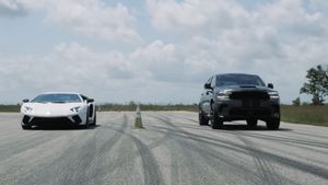 Tuned Durango Hellcat Races Lamborghini Aventador