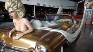 Unreal Marilyn Monroe Tribute Cadillac Up For Grabs