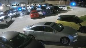 Thieves Swipe Valet-Parked Luxury Cars In Florida