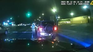 Watch A Cop Try To Stop A Jeep Wrangler 392 Thief