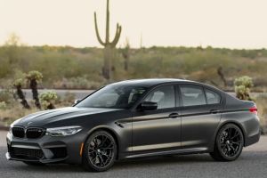 3,200 Mile BMW M5 Edition 35 Jahre Is Selling At No Reserve On Bring A Trailer
