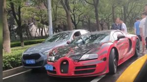 Bugatti And BMW Clash In China