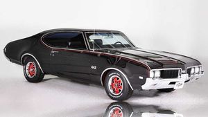 Time To Grab This 1969 Oldsmobile 442