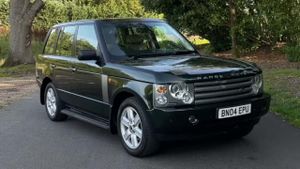 A Royal Ride: Queen Elizabeth’s Customized Range Rover Set for Auction