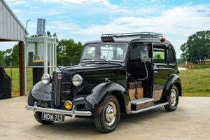 Henderson Auction Is Selling A 1957 Austin FX3 Taxi At Its Sale Later This Month