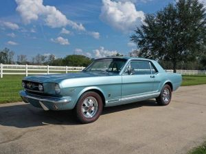 This Fully-Restored 1965 Mustang 289 K-Code Is Selling Next Weekend