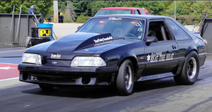 Mustang GT Plays Cop, Leaving Dodge Charger SRT in Pursuit