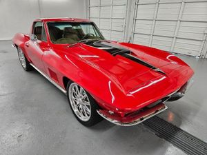 1965 Chevrolet Corvette Resto Mod: A Blend of Classic Elegance and Modern Muscle