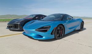 Corvette E-Ray Takes on McLaren 750S in Thrilling U-Drag Race