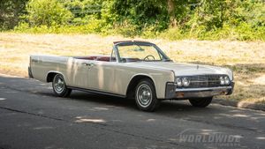 JFK Parade Car 1962 Lincoln Continental Convertible From Worldwide Auctioneers