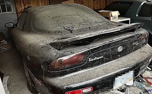 Barn Find Mazda RX-7 Restored to Glory After 23 Years in Storage