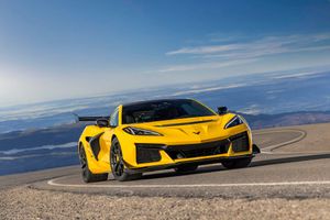 2025 Chevrolet Corvette ZR1: A New Benchmark in Supercar Performance