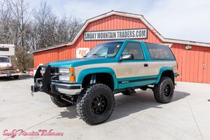 Refreshed 1993 Chevrolet Blazer 4x4 with 350 V8