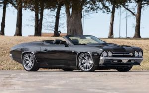 Custom 2015 Camaro Transformed Into a 1969 Chevelle After 2,000 Hours of Work
