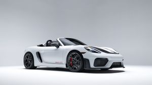 918 Spyder Weissach and Carrera GT Headline Broad Arrow’s 2025 Porsche Air|Water Auction