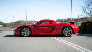 Rare Guards Red 2006 Porsche Carrera GT Set for Auction at Villa d’Este
