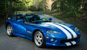 Dealer-Tuned Shelby Edition Viper Sets Auction Record at Nearly $200K
