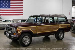 1988 Jeep Grand Wagoneer Emerges as Vintage Luxury SUV with Original Charm