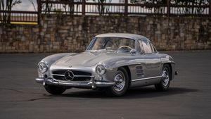 Restored 1955 Mercedes-Benz 300 SL Gullwing Heads to Monterey with $2.2M Estimate