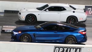 BMW M8 Surprises Dodge Hellcats in Vegas Drag Races