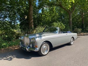 1966 Bentley S3 Continental DHC Offers Rare Open-Air Elegance with Touring Pedigree