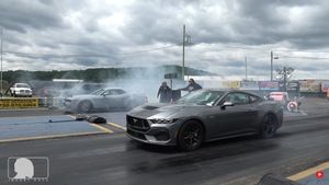 Supercharged 2025 Ford Mustang GT Outpaces Challenger Hellcat in Thrilling 10-Second Drag Duel
