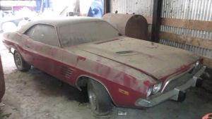 1973 Dodge Challenger Sees Sunlight After 40 Years in Hiding