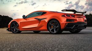 2026 Corvette Adds Smart Tech Without Sacrificing Driver Engagement