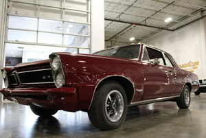 1965 Pontiac LeMans GTO Tribute Heads to Auction with 400 V8 and 4-Speed Manual