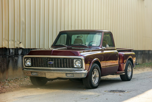 Custom 1971 Chevy C10 Restomod Highlights Alabama’s Generous Collection Auction
