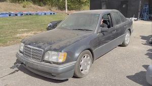 Forgotten Mercedes-Benz 500 E Revived After 20 Years in Storage