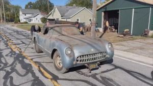 1954 Corvette Emerges After 53 Years in Hiding — With Two Unexpected Surprises Under the Hood