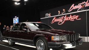 Low-Mileage 1994 Cadillac Fleetwood Tops $100,000 at Barrett-Jackson Auction