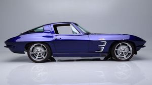 Custom 1963 Split-Window 'Night Train' Corvette Leads Chevrolet Lineup at Barrett-Jackson Scottsdale 2026