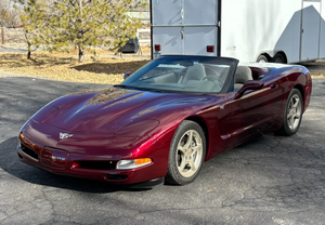Low-Mileage 2003 Corvette 50th Anniversary Convertible Draws Bids in Nevada Auction