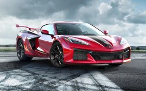 SVE Unveils 1,564-HP Yenko/SC Corvette E-Ray for 2026