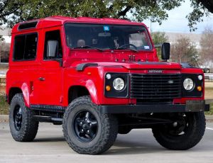 1988 Land Rover Defender 90 Rebuilt With Mercedes Turbodiesel Capable of Running on Jet Fuel