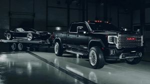 CGI Pairs GMC Sierra Denali HD With Lamborghini Miura SV in Wheel Showcase