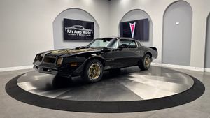 1976 Pontiac Trans Am With Numbers-Matching 400 V8 Highlights Classic Muscle Car Appeal