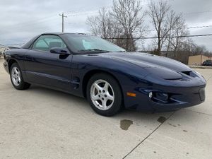 Low-Mileage 1999 Pontiac Firebird Coupe Highlights Late-Era Performance Styling