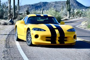 Low-Mileage 2001 Dodge Viper GTS ACR Emerges as Rare Collector Opportunity