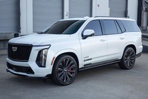 Hennessey-Tuned Escalade-V With 1,005 Horsepower Heads to Auction