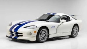 Low-Mileage 1998 Dodge Viper GT2 Championship Edition Heads to Auction
