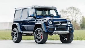 2019 Mercedes-Benz G 500 4x4 Combines Luxury Features With Extreme Off-Road Capability