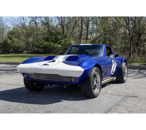 GM-Authorized Superformance 1963 Corvette Grand Sport Packs 635-HP LS9 And A 6-Speed