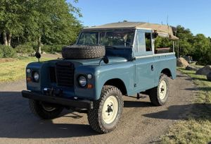 This South American-Spec 1970 Land Rover 88 Series IIA Is A Rugged Time Capsule
