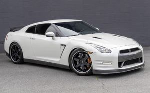 No-Reserve 2014 Nissan GT-R Black Edition Pairs 545 HP With a Freshly Upgraded Transmission