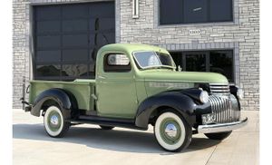 This 39-Years-Owned 1946 Chevrolet Half-Ton Pickup Is Chasing Bids on Hagerty Marketplace