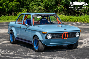 This Track-Ready 1976 BMW 2002 Is a Blue-Blooded Giant Killer Worth Chasing
