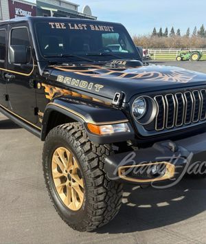 This Final 'Endgame' Bandit Outlaw 2025 Jeep Gladiator Rolls to Barrett-Jackson Las Vegas With 176 Miles